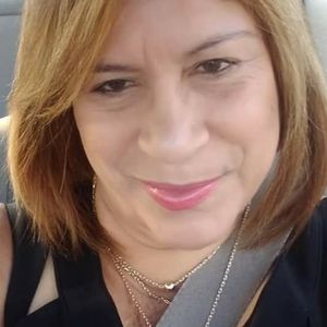 Meet your Posher, Noemi